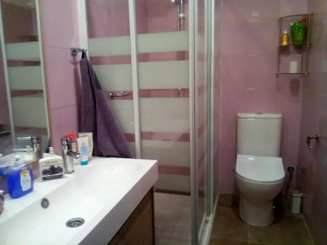 Las Golondrinas Habitacion En Piso Centrico Para Una O Dos Personas Zaragoza Exterior photo